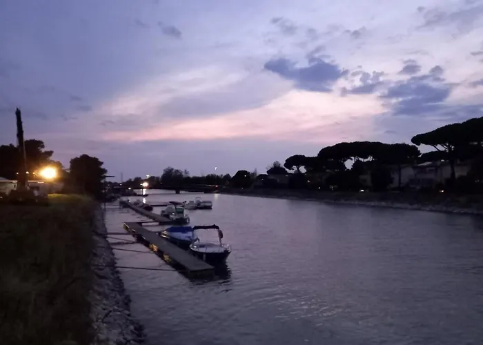 Mareblue Mobilhomes On Mare E Pineta * Lido di Spina