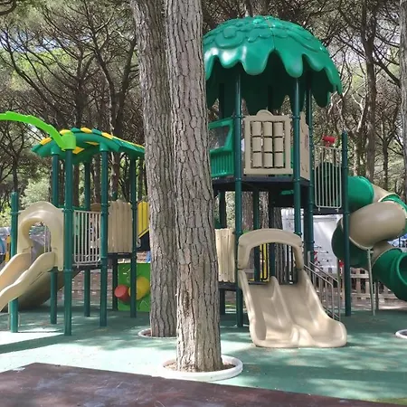 Campsite Mareblue Mobilhomes On Mare E Pineta Lido di Spina