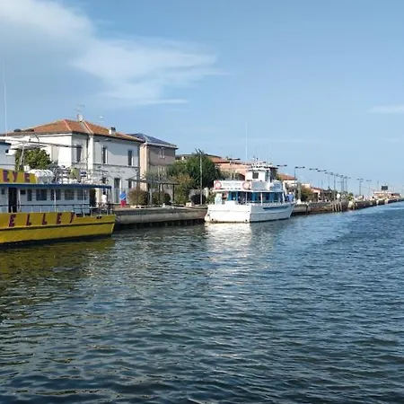 Mareblue Mobilhomes On Mare E Pineta * Lido di Spina